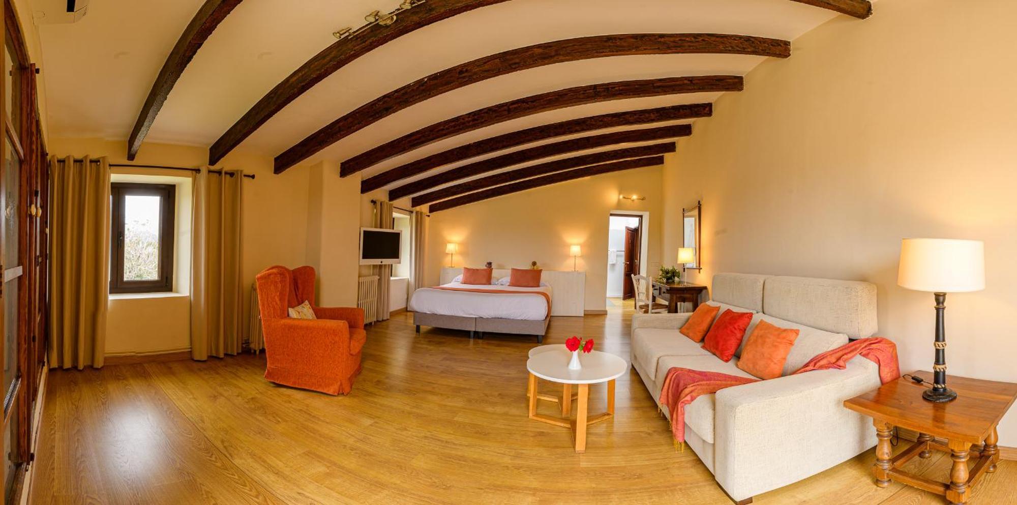 Son Pons Farm stay *
